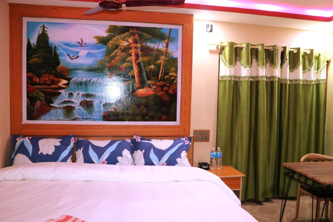 Hotel National Park Sauraha- Homely Stay And Peaceful Location With Jungle Safari Arrangements Exteriér fotografie