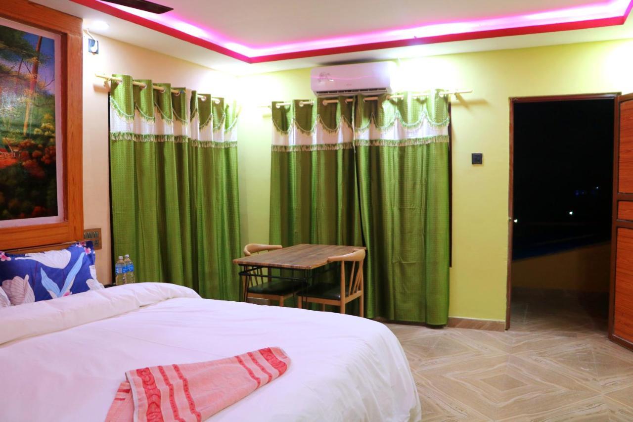 Hotel National Park Sauraha- Homely Stay And Peaceful Location With Jungle Safari Arrangements Exteriér fotografie