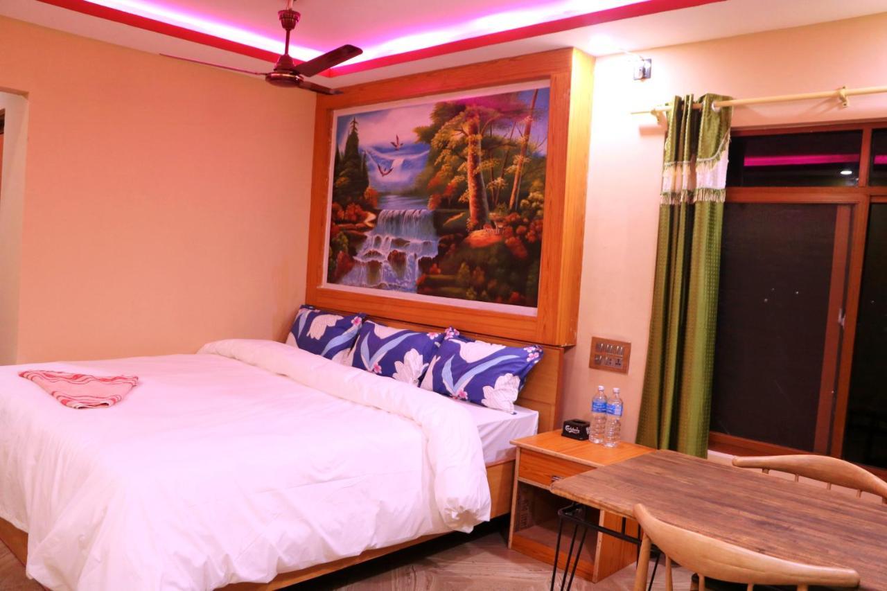 Hotel National Park Sauraha- Homely Stay And Peaceful Location With Jungle Safari Arrangements Exteriér fotografie