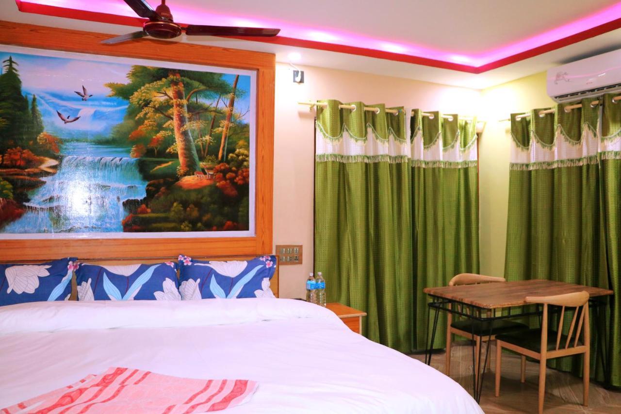 Hotel National Park Sauraha- Homely Stay And Peaceful Location With Jungle Safari Arrangements Exteriér fotografie