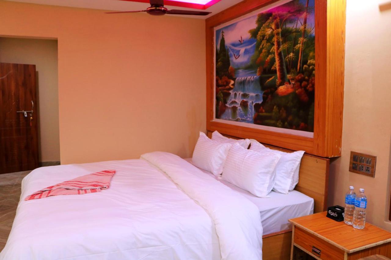 Hotel National Park Sauraha- Homely Stay And Peaceful Location With Jungle Safari Arrangements Exteriér fotografie