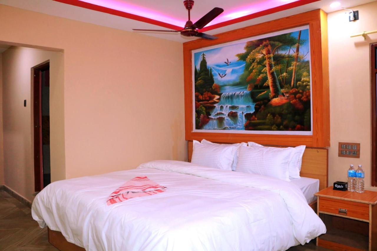 Hotel National Park Sauraha- Homely Stay And Peaceful Location With Jungle Safari Arrangements Exteriér fotografie