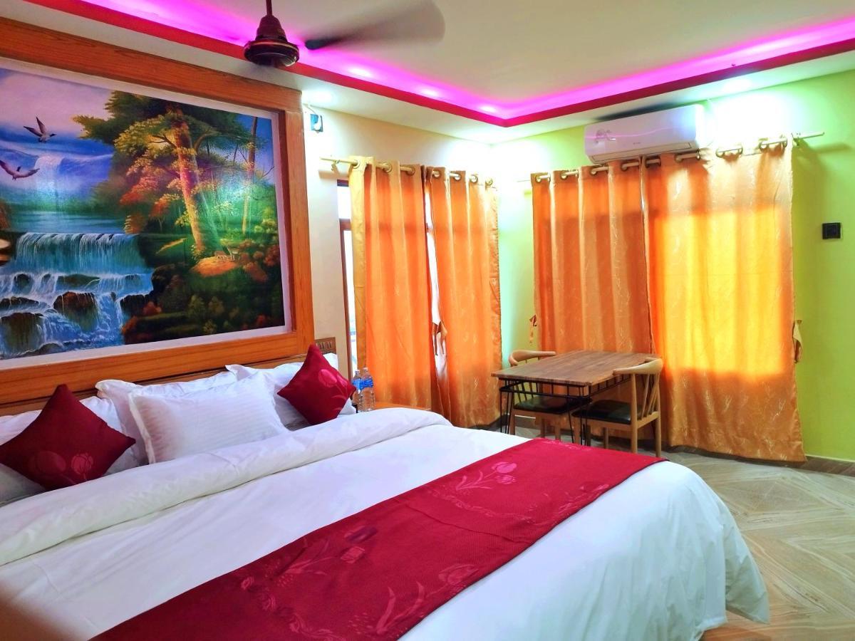 Hotel National Park Sauraha- Homely Stay And Peaceful Location With Jungle Safari Arrangements Exteriér fotografie