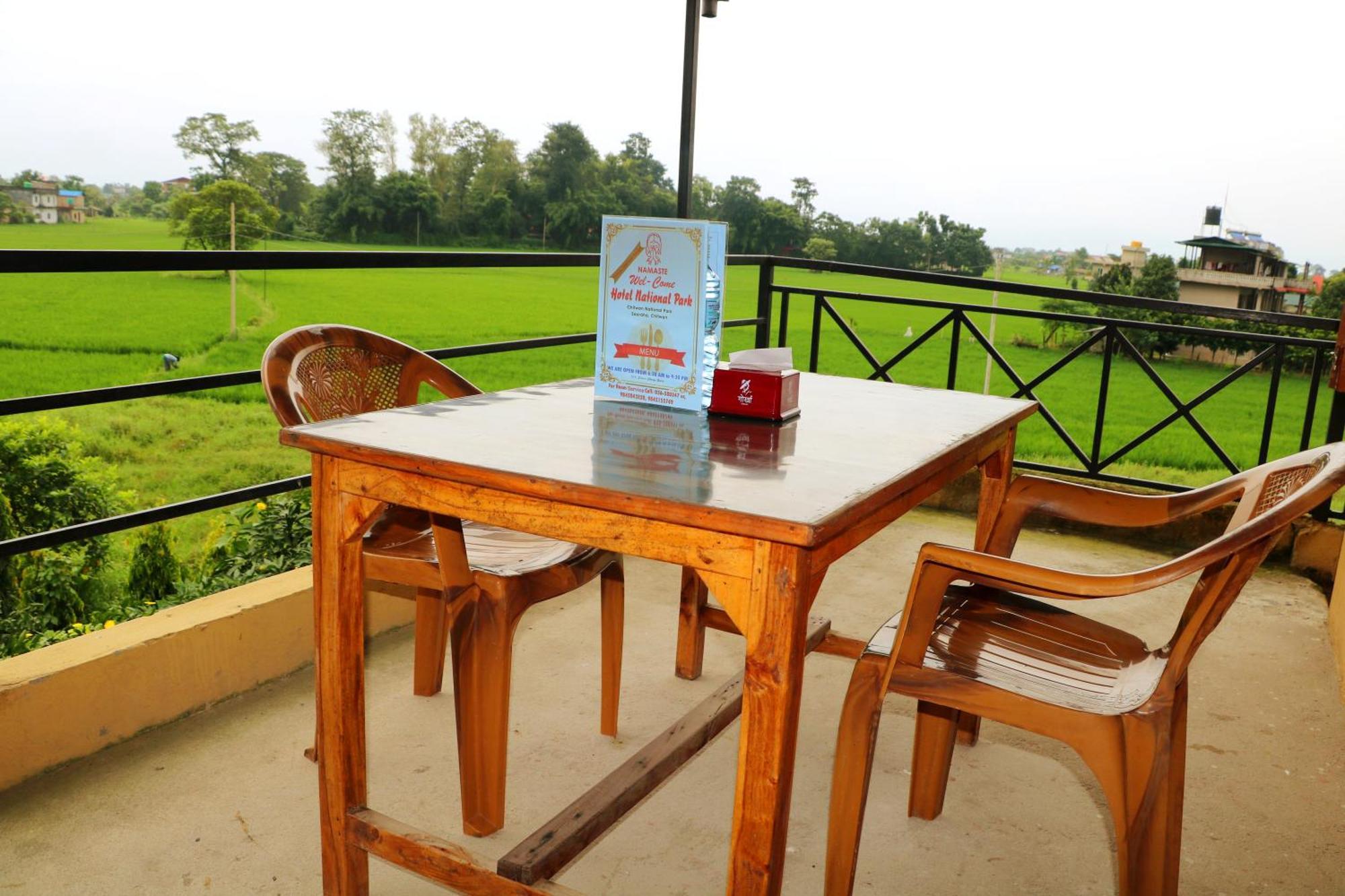 Hotel National Park Sauraha- Homely Stay And Peaceful Location With Jungle Safari Arrangements Exteriér fotografie