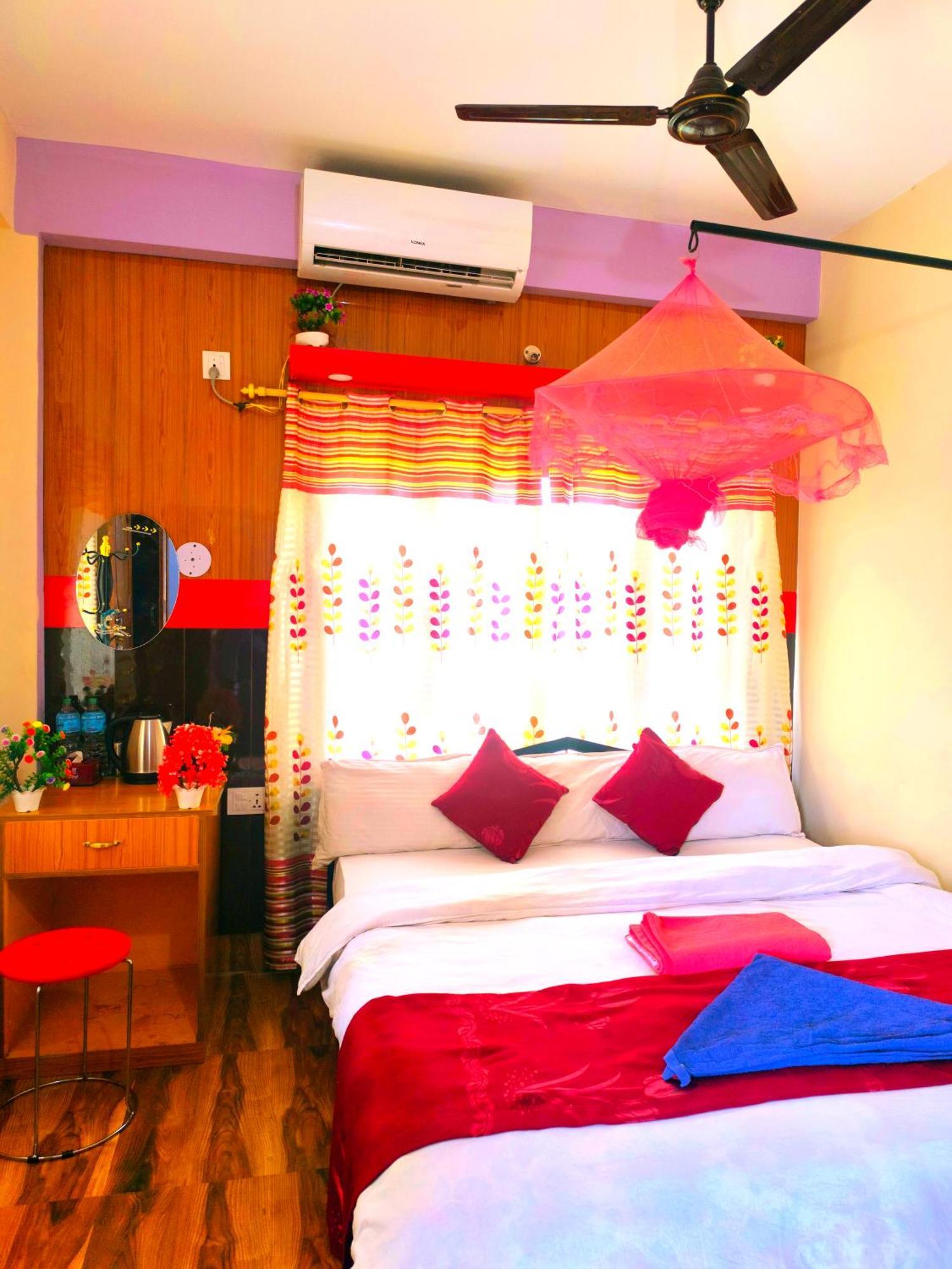 Hotel National Park Sauraha- Homely Stay And Peaceful Location With Jungle Safari Arrangements Exteriér fotografie
